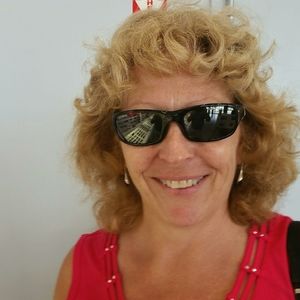 Meet your Posher, Nancy